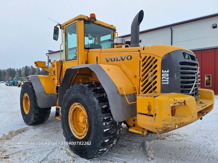 Volvo L120E - Wheel loader: picture 2 Volvo L120E - Wheel loader: picture 2