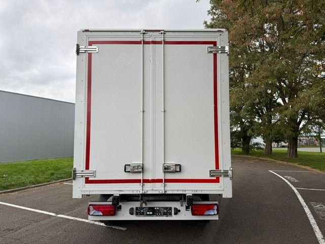 MAN TGE 3-140. Koffer 4.30m. Klima. Navi. Tempomat. - Closed box van: picture 4 MAN TGE 3-140. Koffer 4.30m. Klima. Navi. Tempomat. - Closed box van: picture 4