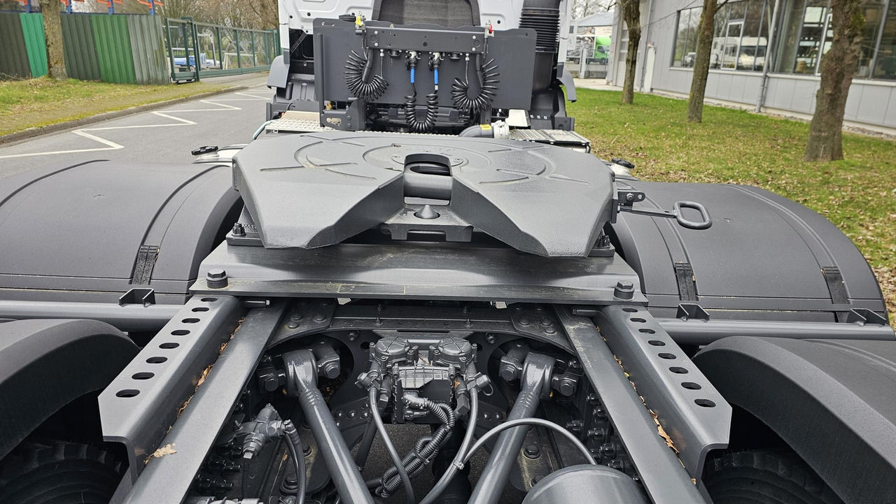 New Tractor truck MERCEDES-BENZ Actros 3340 S 6x4 ADR Euro 3 Tractor Head: picture 6 New Tractor truck MERCEDES-BENZ Actros 3340 S 6x4 ADR Euro 3 Tractor Head: picture 6
