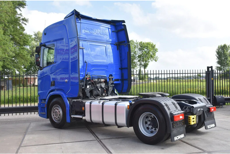 Scania R530 V8 NGS 4x2 - ADR FL - RETARDER - 253 TKM - ACC - NAVI - PTO - DIFF. LOCK - EXCELLENT CONDITION - - Tractor truck: picture 3 Scania R530 V8 NGS 4x2 - ADR FL - RETARDER - 253 TKM - ACC - NAVI - PTO - DIFF. LOCK - EXCELLENT CONDITION - - Tractor truck: picture 3