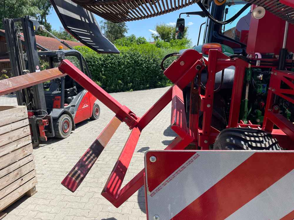 ASA-Lift Combi-1010C - Grape harvesting machine: picture 4 ASA-Lift Combi-1010C - Grape harvesting machine: picture 4
