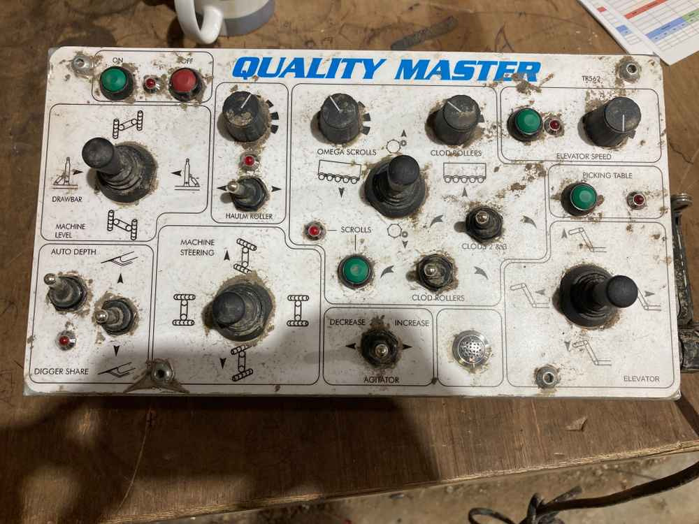 Standen Standen QM 2 Row Trailed Potato Harvester - Harvester: picture 3 Standen Standen QM 2 Row Trailed Potato Harvester - Harvester: picture 3