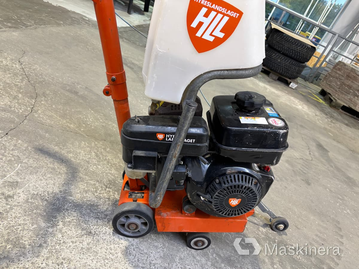 Asfaltskap Husqvarna FS 309 - Asphalt machine: picture 5 Asfaltskap Husqvarna FS 309 - Asphalt machine: picture 5