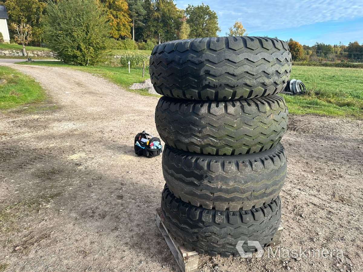 Däck vagnsdäck Alliance 16 P.R 13.0/65-18 - Wheel and tire package for Agricultural machinery: picture 4 Däck vagnsdäck Alliance 16 P.R 13.0/65-18 - Wheel and tire package for Agricultural machinery: picture 4