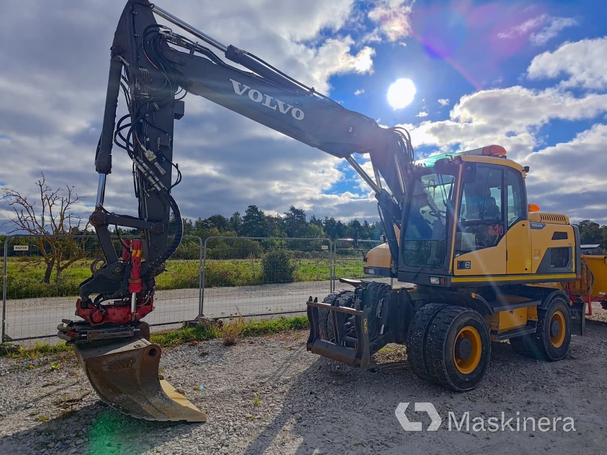 Crawler excavator Hjulgrävare Volvo EW160D: picture 1