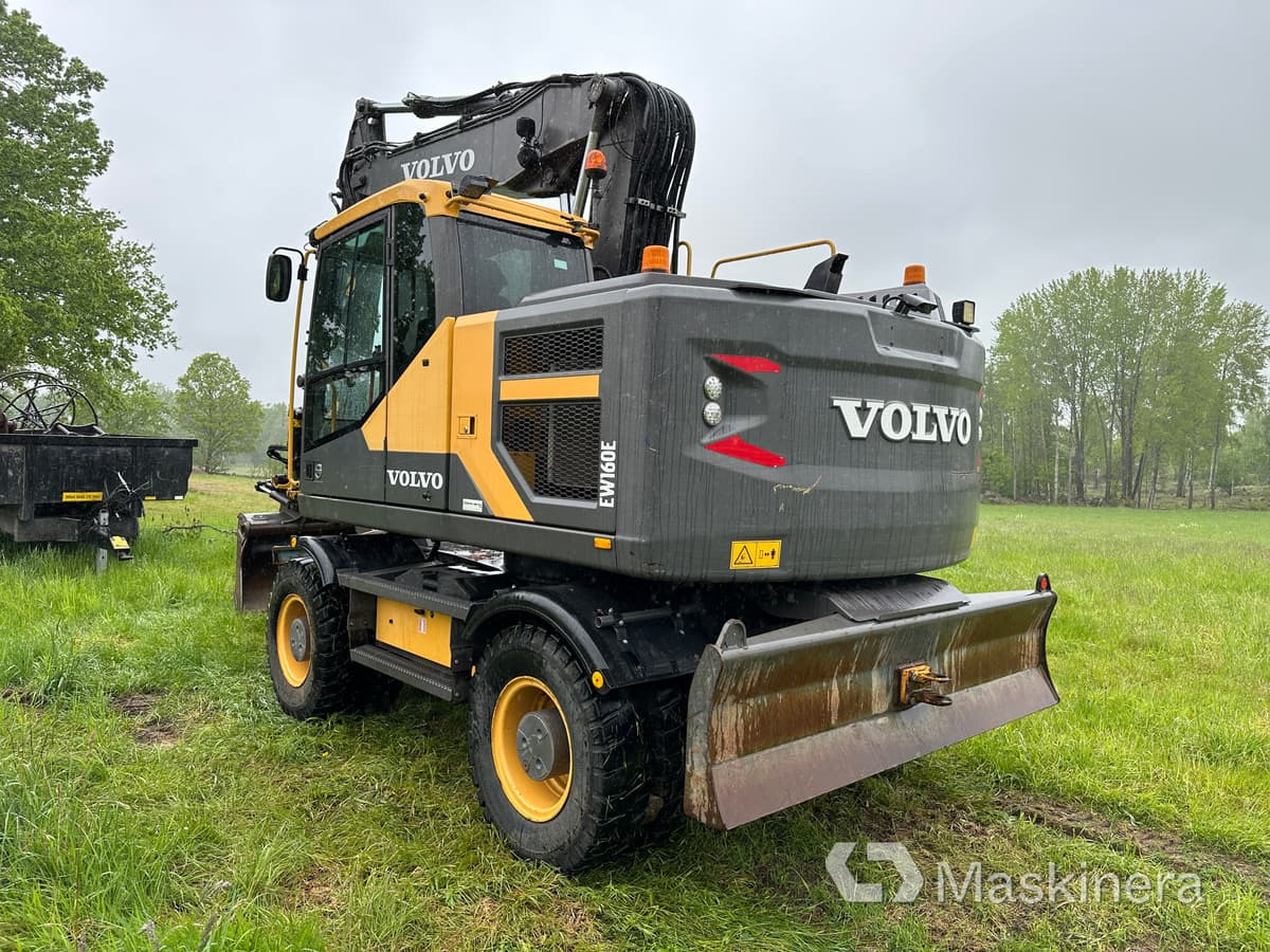 Hjulgrävare Volvo EW160E med vagn och redskap - Crawler excavator: picture 3 Hjulgrävare Volvo EW160E med vagn och redskap - Crawler excavator: picture 3