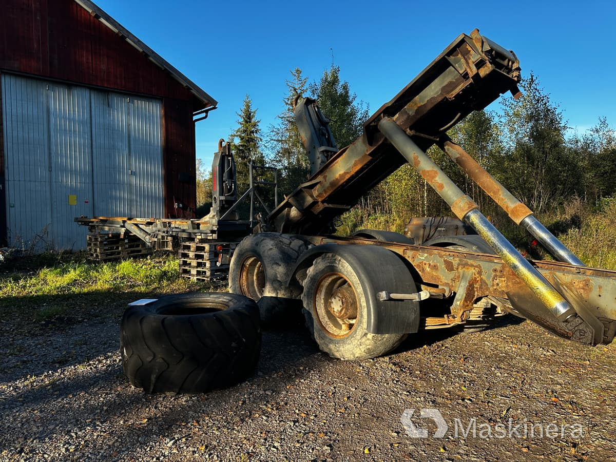 Livab kran Lastväxlarsläp Livab krok (Rep.Objekt) - Roll-off/ Skip trailer: picture 3 Livab kran Lastväxlarsläp Livab krok (Rep.Objekt) - Roll-off/ Skip trailer: picture 3