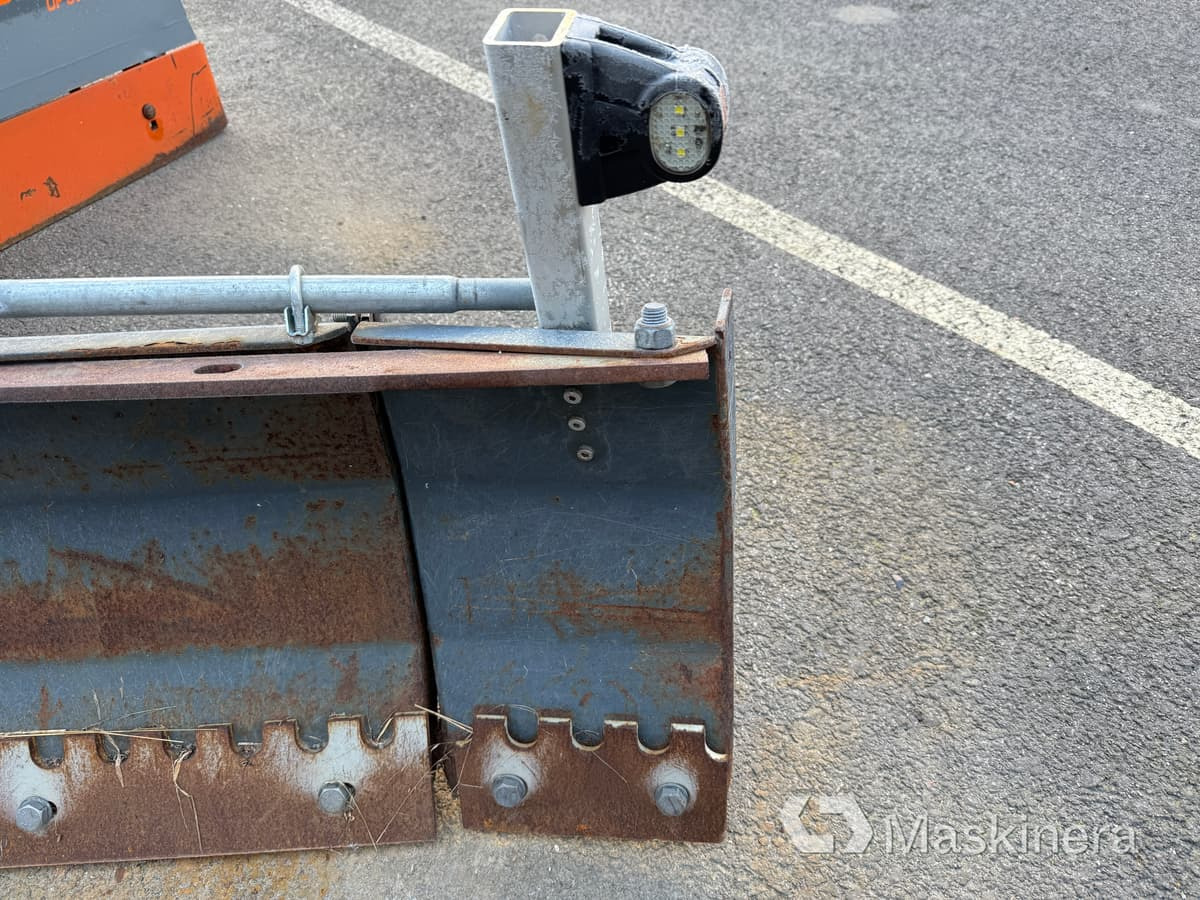 Sami A410365 Schaktblad / Snöplog 2500mm med Avantfäste - Other: picture 4 Sami A410365 Schaktblad / Snöplog 2500mm med Avantfäste - Other: picture 4