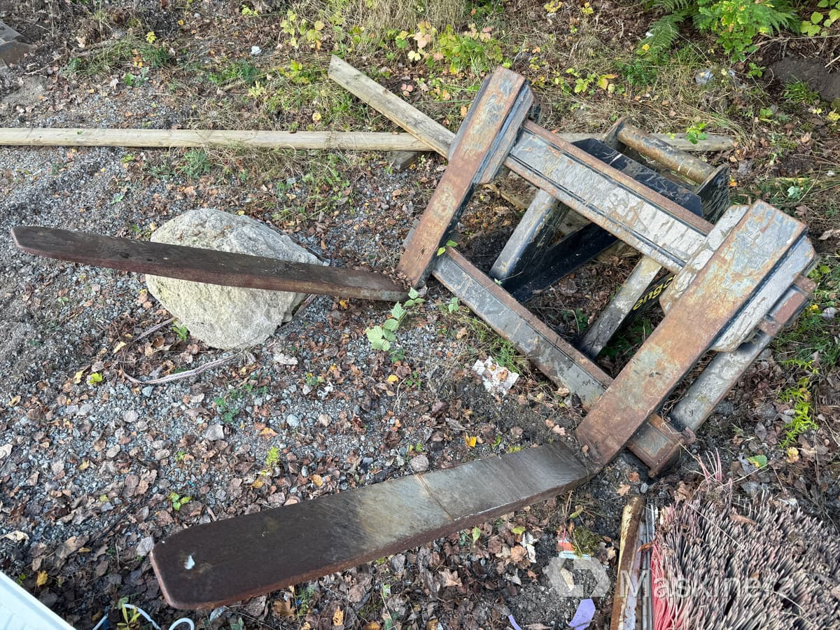 Pallgafflar/Gaffelställ S60 Engcon - Forks: picture 1 Pallgafflar/Gaffelställ S60 Engcon - Forks: picture 1