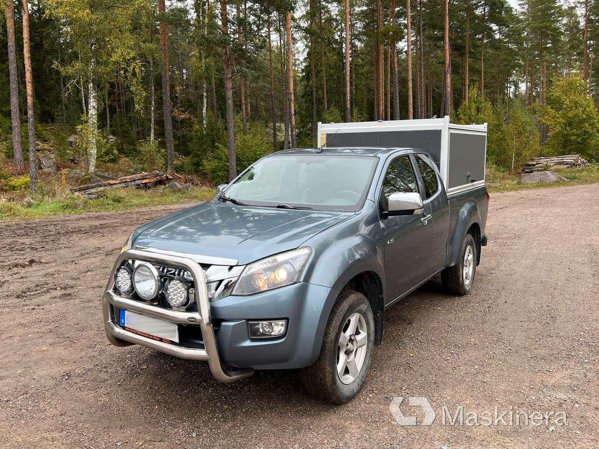 Pickup Isuzu D-Max Space Cab 2.5 TD - Panel van: picture 1 Pickup Isuzu D-Max Space Cab 2.5 TD - Panel van: picture 1