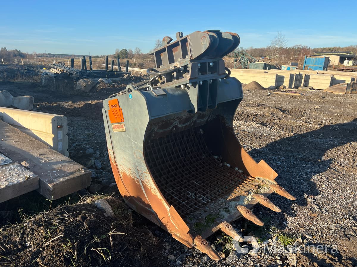 Sorteringsskopa VTN SB20 - Sorting bucket: picture 3 Sorteringsskopa VTN SB20 - Sorting bucket: picture 3