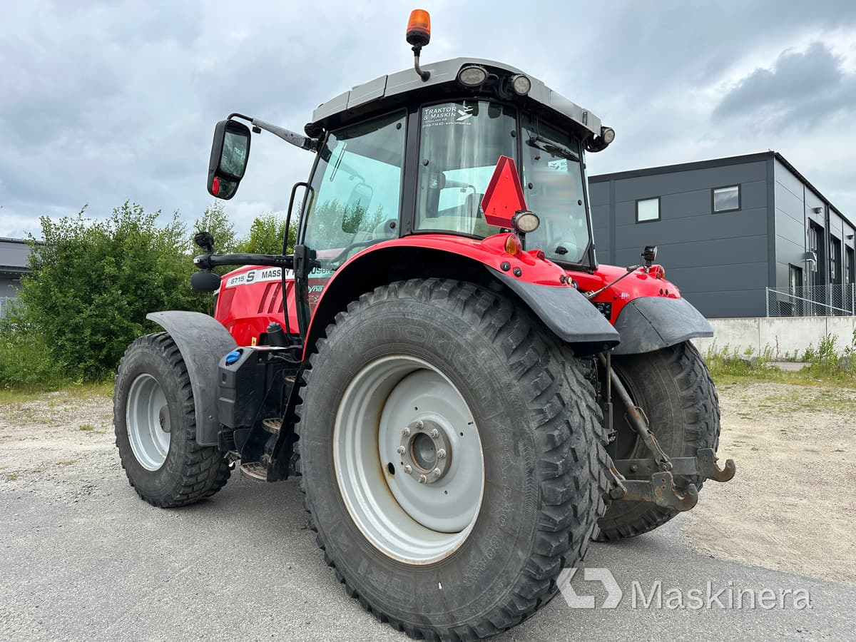 Traktor Massey Fergusson MF 6715 S + Bigab 10-14 G2 - Farm tractor: picture 3 Traktor Massey Fergusson MF 6715 S + Bigab 10-14 G2 - Farm tractor: picture 3