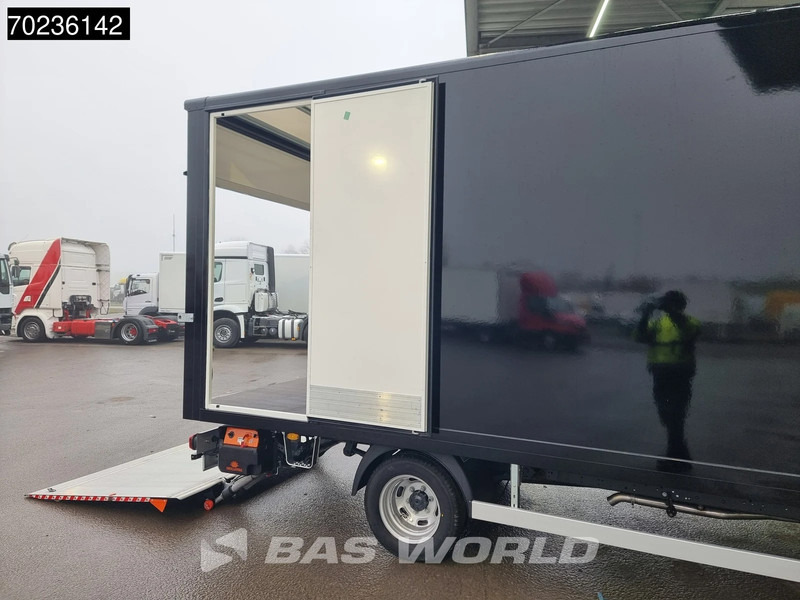 Iveco Daily 35C18 3.0L Automaat 2025 MODEL 1000kg Laadklep ACC Navi Airco Zijdeur Bakwagen Meubelbak Koffer 21m3 Airco - Closed box van: picture 5 Iveco Daily 35C18 3.0L Automaat 2025 MODEL 1000kg Laadklep ACC Navi Airco Zijdeur Bakwagen Meubelbak Koffer 21m3 Airco - Closed box van: picture 5