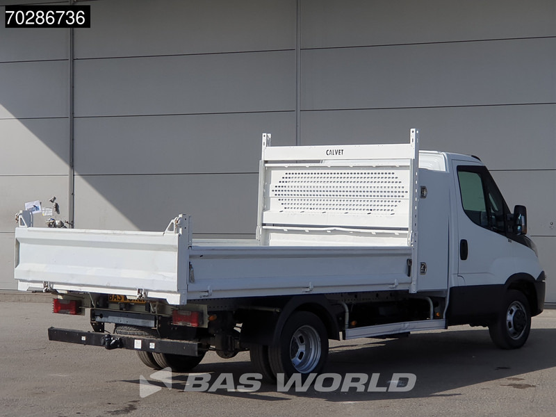 Iveco Daily 35C18 3.0L Automaat Kipper met Kist Dubbellucht 3,5t Trekhaak Airco Euro6 Tipper Kieper Benne 2m3 Airco Trekhaak Cruise control - Tipper van: picture 5 Iveco Daily 35C18 3.0L Automaat Kipper met Kist Dubbellucht 3,5t Trekhaak Airco Euro6 Tipper Kieper Benne 2m3 Airco Trekhaak Cruise control - Tipper van: picture 5