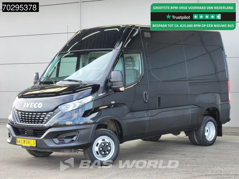 Iveco Daily 35C18 3.0L Automaat L2H2 Dubbellucht 3,5t Trekhaak Navi Airco Cruise Camera Euro6 L2 Airco Trekhaak Cruise control - Panel van: picture 1 Iveco Daily 35C18 3.0L Automaat L2H2 Dubbellucht 3,5t Trekhaak Navi Airco Cruise Camera Euro6 L2 Airco Trekhaak Cruise control - Panel van: picture 1