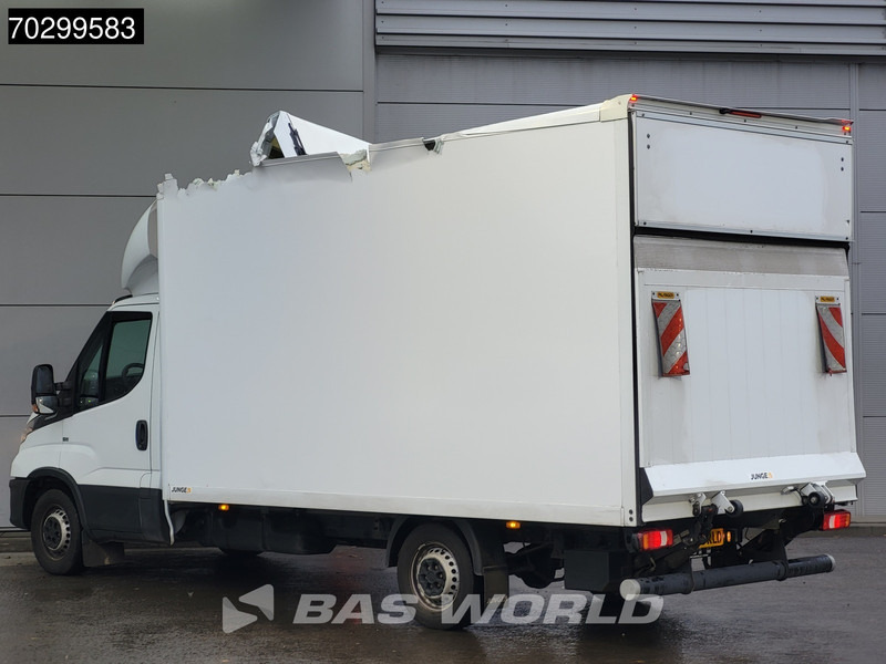 Iveco Daily 35S16 Laadklep Automaat SCHADE Bakwagen 160PK Airco Camera Euro6 Meubelbak Koffer Airco - Closed box van: picture 2 Iveco Daily 35S16 Laadklep Automaat SCHADE Bakwagen 160PK Airco Camera Euro6 Meubelbak Koffer Airco - Closed box van: picture 2