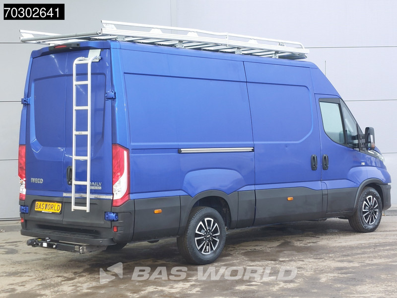 Iveco Daily 35S18 3.0L Automaat L2H2 3,5t Trekhaak 180PK Navi Airco Cruise Camera Parkeersensoren Imperiaal Velgen Euro6 L2 Airco Trekhaak C - Panel van: picture 5 Iveco Daily 35S18 3.0L Automaat L2H2 3,5t Trekhaak 180PK Navi Airco Cruise Camera Parkeersensoren Imperiaal Velgen Euro6 L2 Airco Trekhaak C - Panel van: picture 5