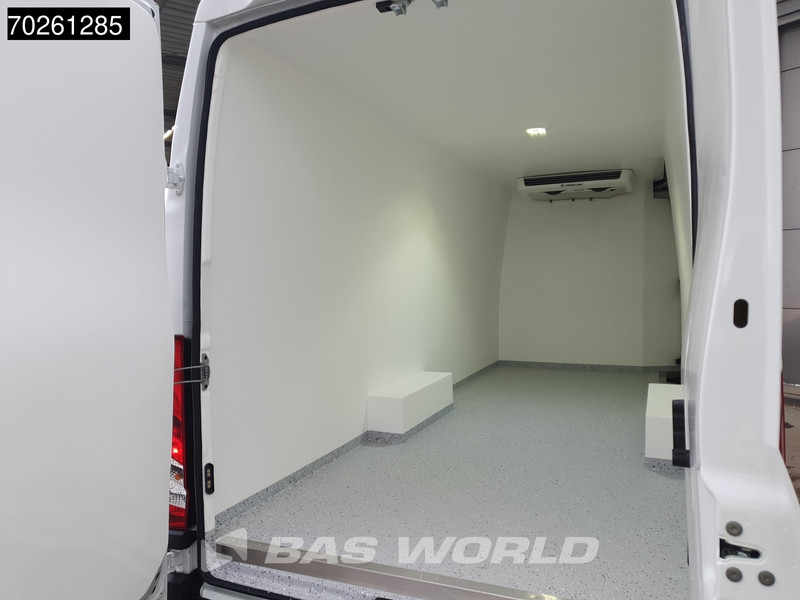 Iveco Daily 35S18 Koelwagen 3.0L Automaat L3H2 Thermo King V 200 MAX 230V Stekker ACC Navi Koel Kühlkasten 13m3 Airco - Refrigerated delivery van: picture 5 Iveco Daily 35S18 Koelwagen 3.0L Automaat L3H2 Thermo King V 200 MAX 230V Stekker ACC Navi Koel Kühlkasten 13m3 Airco - Refrigerated delivery van: picture 5