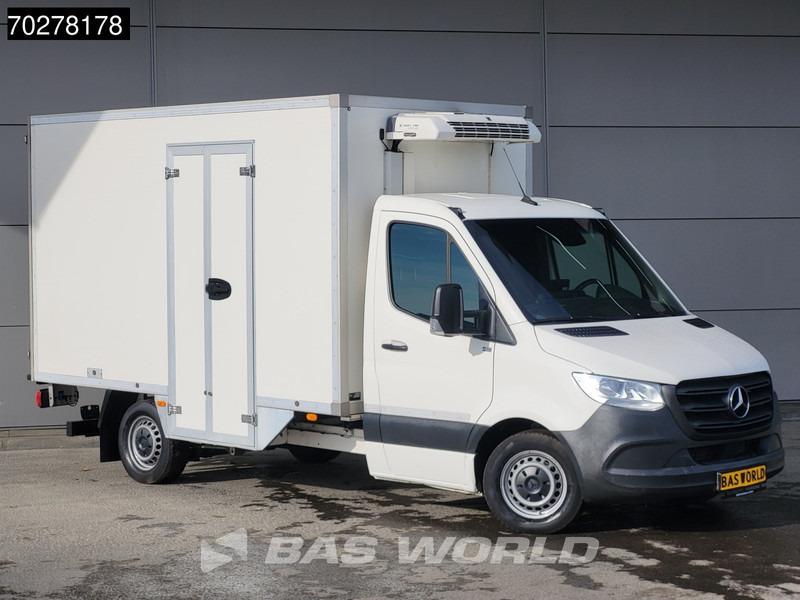 Mercedes-Benz Sprinter 314 CDI Automaat Bi Temp Koelwagen Thermo King V-300 Max Koeler Koel Vries Vriezer Kühlkasten Airco Cruise control - Refrigerated delivery van: picture 3 Mercedes-Benz Sprinter 314 CDI Automaat Bi Temp Koelwagen Thermo King V-300 Max Koeler Koel Vries Vriezer Kühlkasten Airco Cruise control - Refrigerated delivery van: picture 3