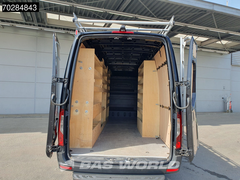 Mercedes-Benz Sprinter 315 CDI Glasresteel L4H2 Automaat LED Airco Cruise Camera Parkeersensoren MBUX CarPlay Imperiaal Euro6 L4 17m3 Airco Cruise cont - Panel van: picture 3 Mercedes-Benz Sprinter 315 CDI Glasresteel L4H2 Automaat LED Airco Cruise Camera Parkeersensoren MBUX CarPlay Imperiaal Euro6 L4 17m3 Airco Cruise cont - Panel van: picture 3