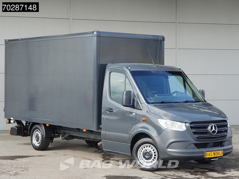 Mercedes-Benz Sprinter 316 CDI Laadklep Automaat Bakwagen ACC Airco Camera MBUX CarPlay Euro6 Meubelbak Koffer 19m3 Airco - Closed box van: picture 5 Mercedes-Benz Sprinter 316 CDI Laadklep Automaat Bakwagen ACC Airco Camera MBUX CarPlay Euro6 Meubelbak Koffer 19m3 Airco - Closed box van: picture 5