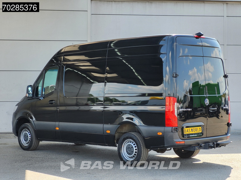 Mercedes-Benz Sprinter 317 CDI Automaat 3,5t Trekhaak L2H2 170PK Airco Camera MBUX Euro6 L2 12m3 Airco Trekhaak - Panel van: picture 2 Mercedes-Benz Sprinter 317 CDI Automaat 3,5t Trekhaak L2H2 170PK Airco Camera MBUX Euro6 L2 12m3 Airco Trekhaak - Panel van: picture 2