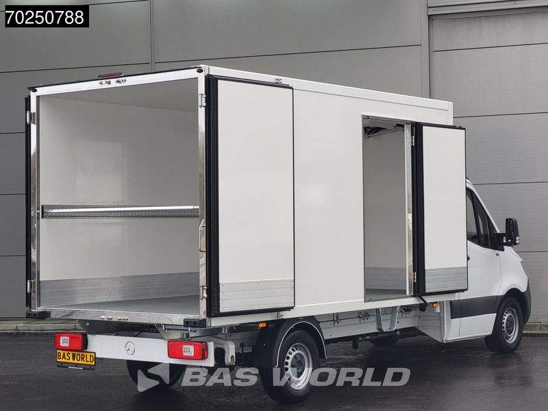 Mercedes-Benz Sprinter 317 CDI Koelwagen Thermo King V-300max 230V stekker Bakwagen Koel Kühlwagen 16m3 Airco Cruise control - Refrigerated delivery van: picture 5 Mercedes-Benz Sprinter 317 CDI Koelwagen Thermo King V-300max 230V stekker Bakwagen Koel Kühlwagen 16m3 Airco Cruise control - Refrigerated delivery van: picture 5