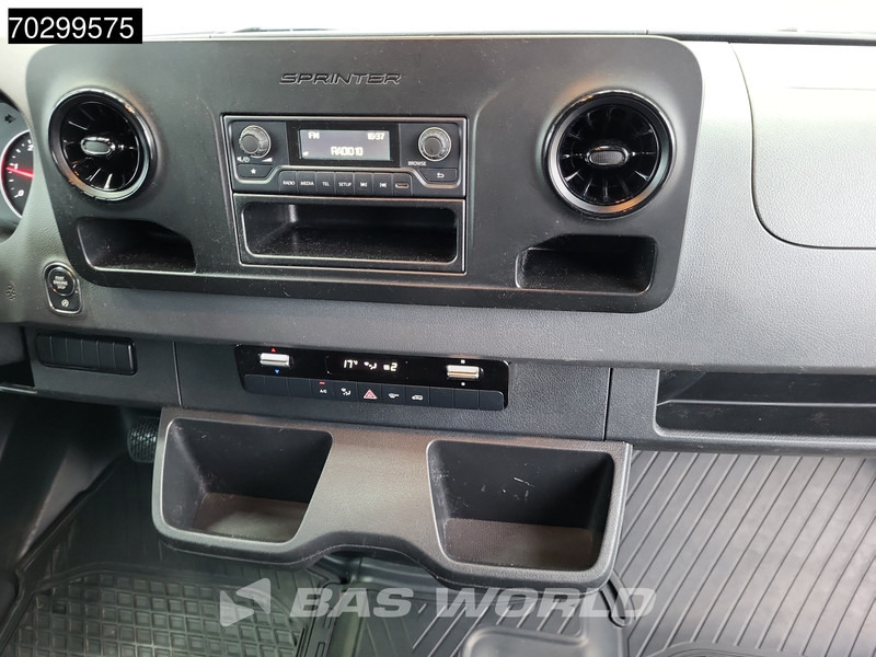 Closed box van Mercedes-Benz Sprinter 317 CDI Laadklep Automaat Bakwagen 170PK Airco Camera Euro6 Meubelbak Koffer Airco: picture 13 Closed box van Mercedes-Benz Sprinter 317 CDI Laadklep Automaat Bakwagen 170PK Airco Camera Euro6 Meubelbak Koffer Airco: picture 13
