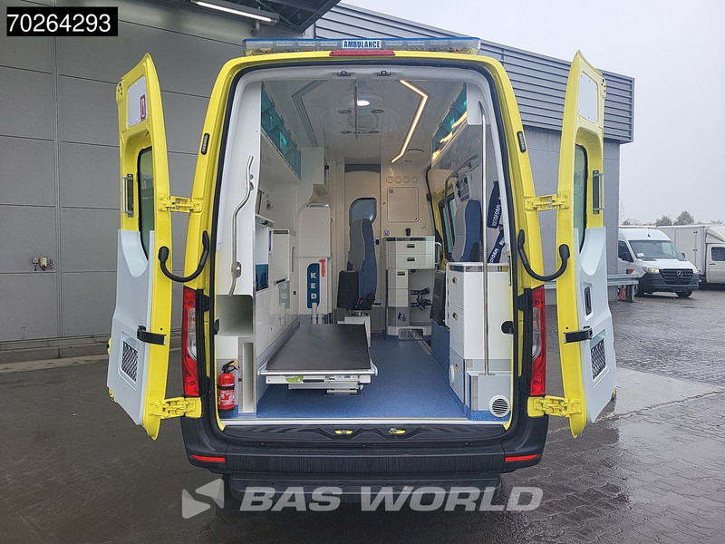 Mercedes-Benz Sprinter 319 CDI Automaat Nieuw! Complete Ambulance Ziekenwagen Rettungswagen Krankenwagen Airco - Ambulance: picture 3 Mercedes-Benz Sprinter 319 CDI Automaat Nieuw! Complete Ambulance Ziekenwagen Rettungswagen Krankenwagen Airco - Ambulance: picture 3