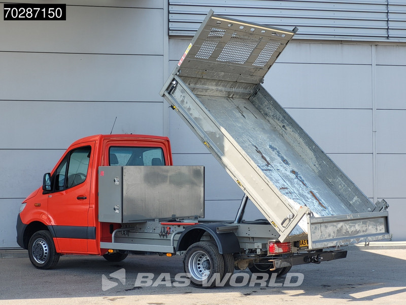 Mercedes-Benz Sprinter 514 CDI Kipper met Kist Dubbellucht 3,5t Trekhaak Airco Cruise Euro6 Tipper Benne Kieper 2m3 Airco Trekhaak Cruise control - Tipper van: picture 3 Mercedes-Benz Sprinter 514 CDI Kipper met Kist Dubbellucht 3,5t Trekhaak Airco Cruise Euro6 Tipper Benne Kieper 2m3 Airco Trekhaak Cruise control - Tipper van: picture 3