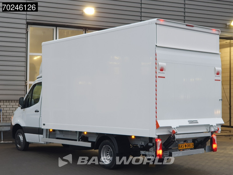 Mercedes-Benz Sprinter 515 CDI Automaat 1000kg Laadklep Zijdeur Dubbellucht Bakwagen MBUX Airco Cruise MBUX Koffer Meubelbak 21m3 Airco Cruise control - Closed box van: picture 2 Mercedes-Benz Sprinter 515 CDI Automaat 1000kg Laadklep Zijdeur Dubbellucht Bakwagen MBUX Airco Cruise MBUX Koffer Meubelbak 21m3 Airco Cruise control - Closed box van: picture 2