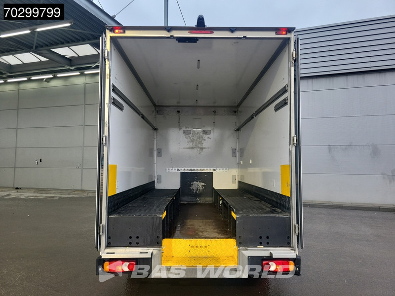 Renault Master 150PK Luchtvering Automaat Bakwagen Lowliner LED Airco Cruise Camera Euro6 Meubelwagen Koffer Verkoopwagen 18m3 Airco Cruise control - Closed box van: picture 3 Renault Master 150PK Luchtvering Automaat Bakwagen Lowliner LED Airco Cruise Camera Euro6 Meubelwagen Koffer Verkoopwagen 18m3 Airco Cruise control - Closed box van: picture 3