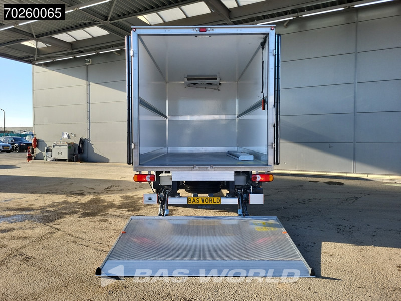 Renault Master 165PK Laadklep -15 Vriezer Koelwagen Thermo King V-200 MAX 230V stekker Koeler Vries Kühlwagen Bakwagen Kühlkoffer 17m3 Airco Cruise c - Refrigerated delivery van: picture 3 Renault Master 165PK Laadklep -15 Vriezer Koelwagen Thermo King V-200 MAX 230V stekker Koeler Vries Kühlwagen Bakwagen Kühlkoffer 17m3 Airco Cruise c - Refrigerated delivery van: picture 3
