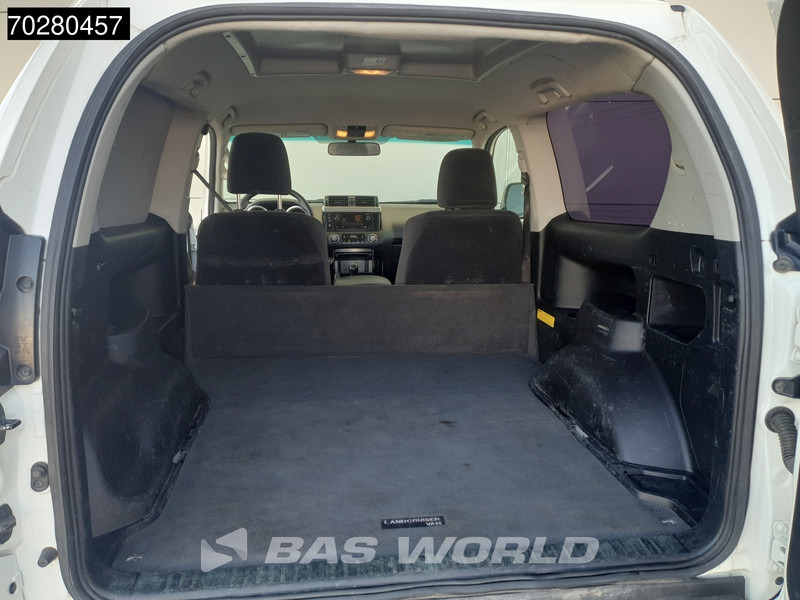 Small van Toyota Land Cruiser 2.8 D-4D 177 PK Euro6 3DRS VAN 3.5t trekhaak Warn Lier Airco PDC 2m3 Airco Trekhaak: picture 7