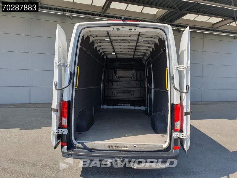 Volkswagen Crafter 140pk L4H3 Trekhaak Airco Cruise Camera Parkeersensoren Euro6 L3H2 15m3 Airco Trekhaak Cruise control - Panel van: picture 3 Volkswagen Crafter 140pk L4H3 Trekhaak Airco Cruise Camera Parkeersensoren Euro6 L3H2 15m3 Airco Trekhaak Cruise control - Panel van: picture 3