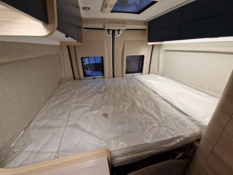 New Camper van Chausson First Line V594L: picture 9