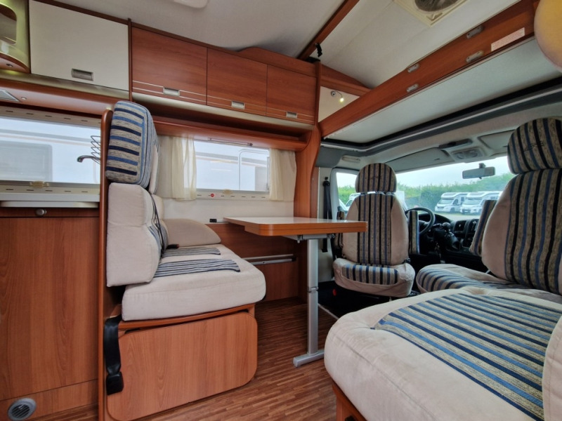 Laika X 710 - Alcove motorhome: picture 4 Laika X 710 - Alcove motorhome: picture 4