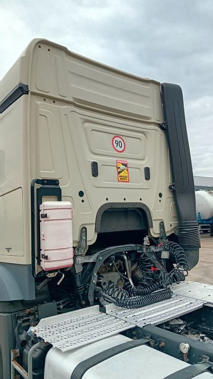 Mercedes-Benz ADR Actros 1843 - Tractor truck: picture 5 Mercedes-Benz ADR Actros 1843 - Tractor truck: picture 5