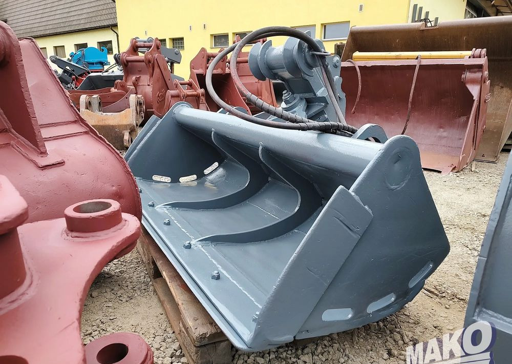 Łyżka skarpowa hydrauliczna 150cm Morin M3 - Attachment for Construction machinery: picture 2 Łyżka skarpowa hydrauliczna 150cm Morin M3 - Attachment for Construction machinery: picture 2