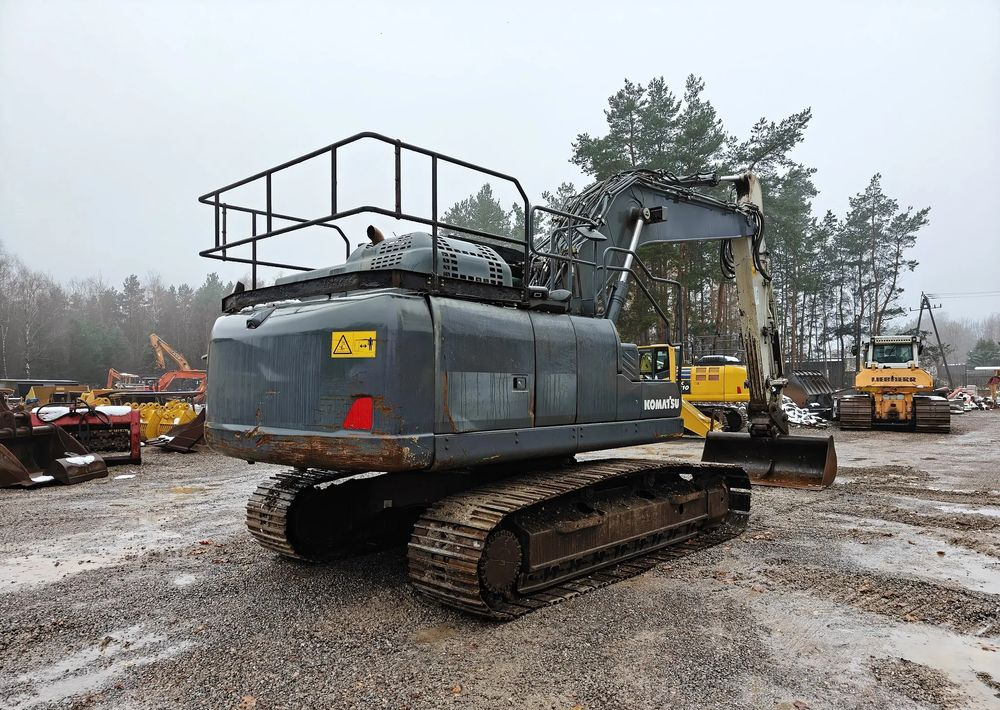 Komatsu PC210LC-11 - Crawler excavator: picture 5 Komatsu PC210LC-11 - Crawler excavator: picture 5