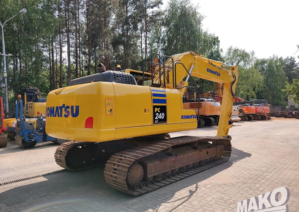 Komatsu PC240 LC-10 leasing Komatsu PC240 LC-10: picture 6 Komatsu PC240 LC-10 leasing Komatsu PC240 LC-10: picture 6