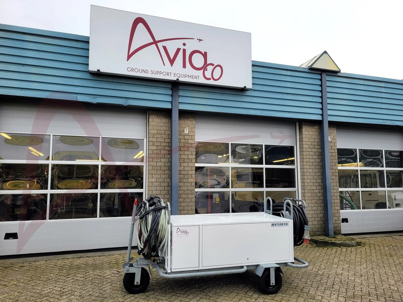 Ground power unit AXA POWER 3GSTS 200/345L: picture 9