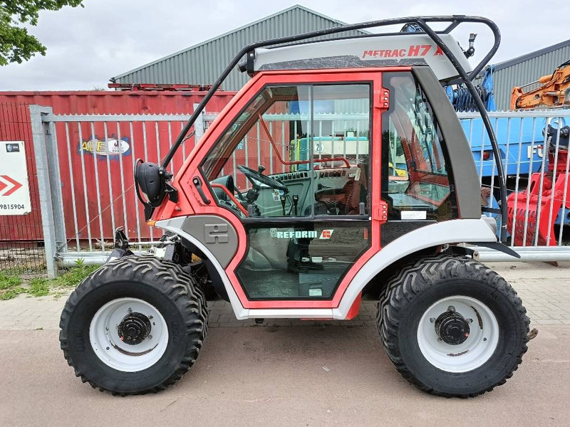 Reform Metrac H7 X maaier werktuigdrager 51kw 3,4 ton pto - Compact tractor: picture 2 Reform Metrac H7 X maaier werktuigdrager 51kw 3,4 ton pto - Compact tractor: picture 2