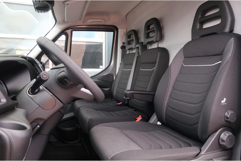 Panel van Iveco Daily 35S18HV 3.0 L2H2 BPM VRIJ/ AUT/ LED/ CAMERA/ NAVI/ CLIMA: picture 16