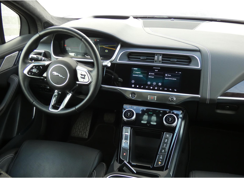 Jaguar I-PACE EV400 PANORAMA/ 1E EIG/ FIRST EDITION/ ALLE OPTIES! - Car: picture 2 Jaguar I-PACE EV400 PANORAMA/ 1E EIG/ FIRST EDITION/ ALLE OPTIES! - Car: picture 2