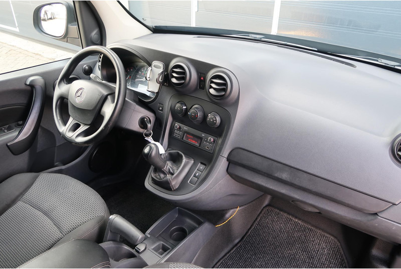Mercedes-Benz Citan 109 CDI BlueEFFICIENCY Extra Lang AIRCO/ MARGE/ CRUISE/ TREKHAAK - Small van: picture 5 Mercedes-Benz Citan 109 CDI BlueEFFICIENCY Extra Lang AIRCO/ MARGE/ CRUISE/ TREKHAAK - Small van: picture 5