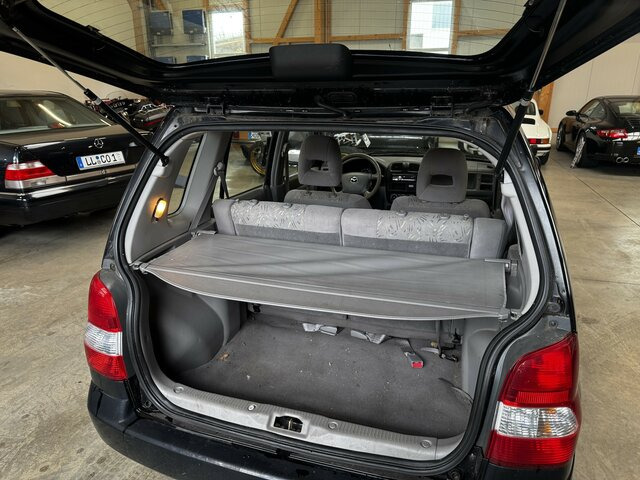 MAZDA Demio 1.4i Sportive 2. Hand Mazda-Scheckheft... - Car: picture 4 MAZDA Demio 1.4i Sportive 2. Hand Mazda-Scheckheft... - Car: picture 4
