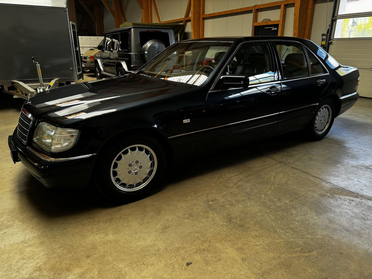 Mercedes-Benz S 320 W 140 2. Hand Scheckheft Mercedes Mercedes-Benz S 320 W 140 2. Hand Scheckheft Mercedes - Sedan: picture 4 Mercedes-Benz S 320 W 140 2. Hand Scheckheft Mercedes Mercedes-Benz S 320 W 140 2. Hand Scheckheft Mercedes - Sedan: picture 4