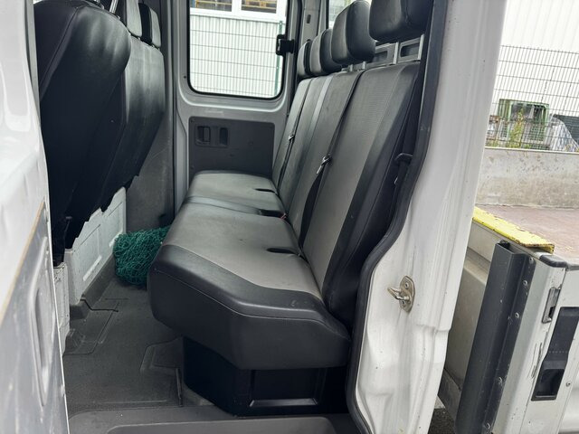 VW Crafter 35 Doka L3 Maxi 2.0 TDI Motorschaden - Open body delivery van, Combi van: picture 4 VW Crafter 35 Doka L3 Maxi 2.0 TDI Motorschaden - Open body delivery van, Combi van: picture 4