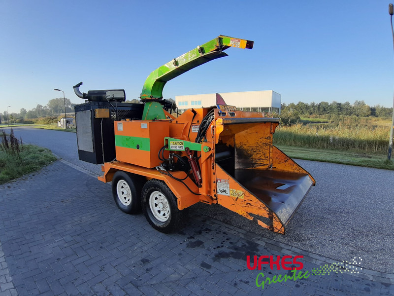 Wood chipper Woodsman 18 XX, 27500 EUR - Truck1 ID - 9402046